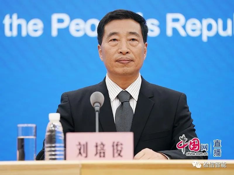 教育部：加強學生心理健康工作上升為國家戰略；同時把學生心理健康工作納入省級人民政府履行教育職責的評價